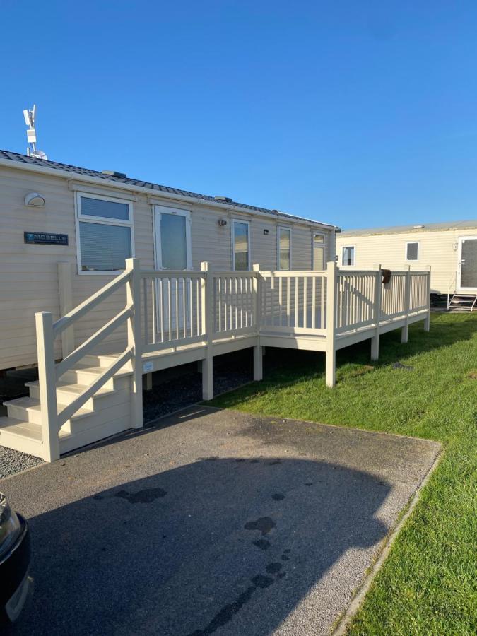 Cosy Caravan Kingston upon Hull Exterior foto